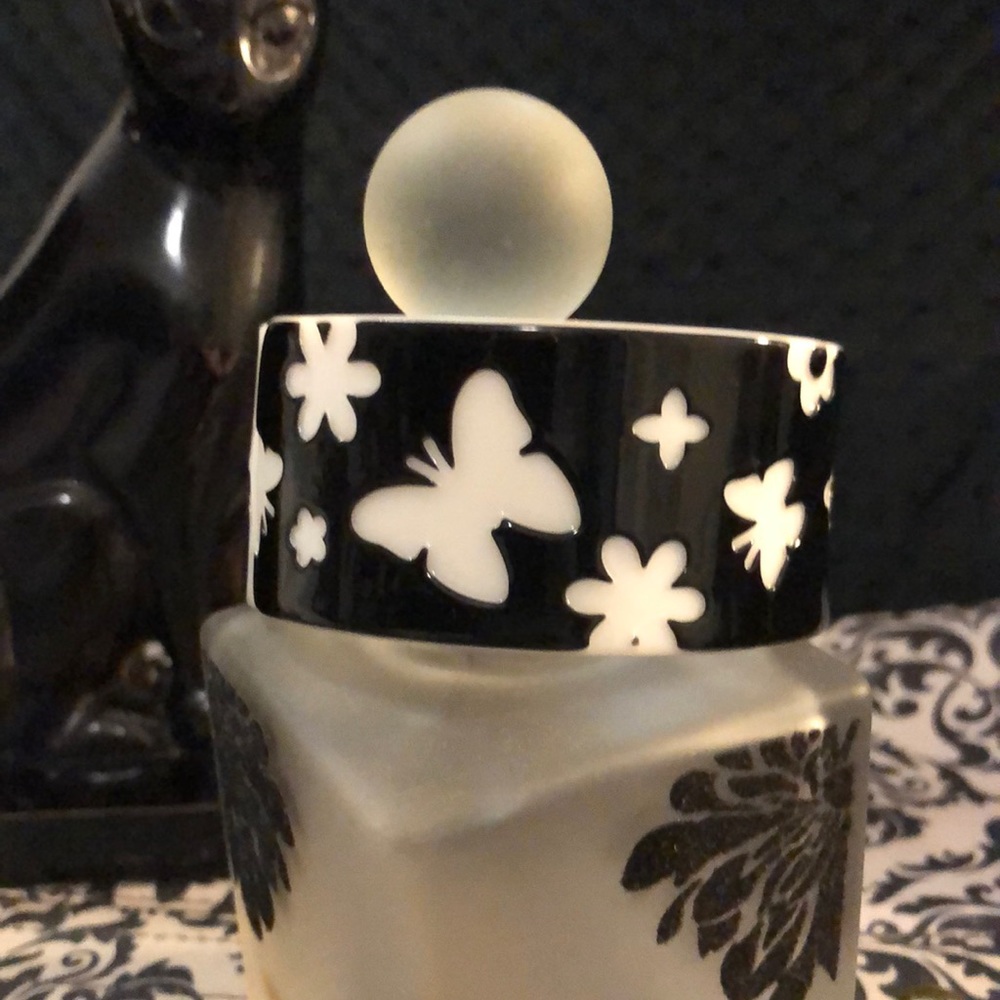 BUTTERFLY DESIGN BRACELET